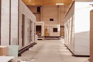 בניית קונטיינר - מאילו חומרים בונים קונטיינרים למגורים ובאילו גדלים מגיעים הקונטיינרים למגורים?